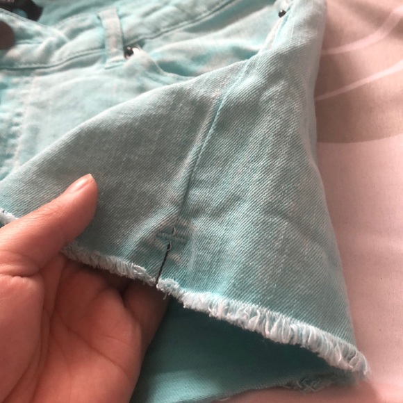 Turquoise shorts - Picture 6 of 6
